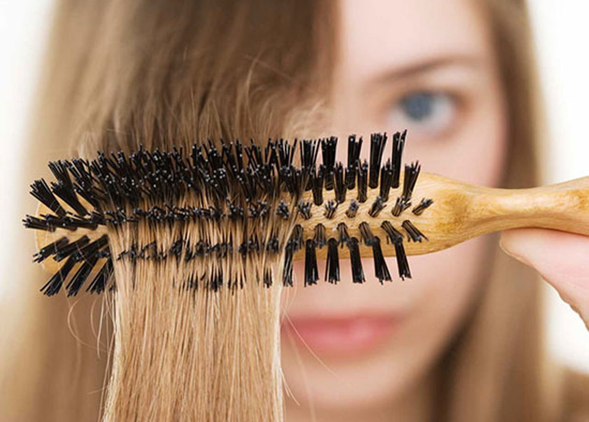 چگونه مو ها را از شانه جدا کنیم