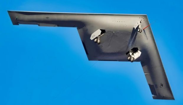 سرنگونی بمبافکن B-21 آمریکا