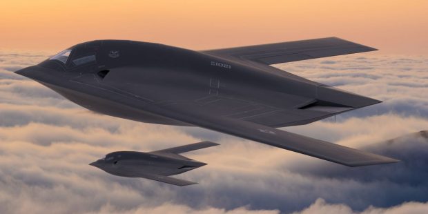 بمبافکن B-21