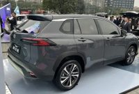 تویوتا فرانتلندر 2025 با ظاهر شبیه به خودروهای برقی در چین رونمایی شد