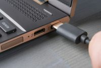 5 چیزی که هرگز نباید به پورت USB لپ‌تاپ خود وصل کنید