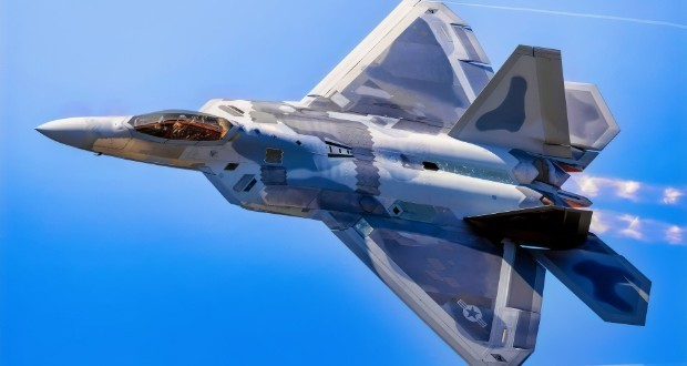 جنگنده F-22 سوپر رپتور در راه است؛ پل استراتژیک آمریکا برای گذار به جنگندههای نسل ششم جنگنده F-22 سوپر رپتور در راه است؛ پل استراتژیک آمریکا برای گذار به جنگندههای نسل ششم