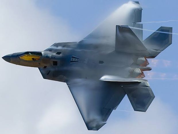جنگنده F-22 سوپر رپتور