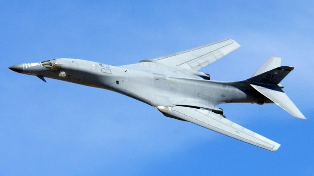 تفاوت بمب&zwnj;افکن&zwnj;های B-1 و B-2