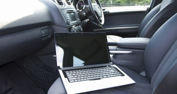 چرا هرگز نباید لپ تاپ خود را در خودرو رها کنید (چه در هوای گرم و چه سرد) چرا هرگز نباید لپ تاپ خود را در خودرو رها کنید (چه در هوای گرم و چه سرد)