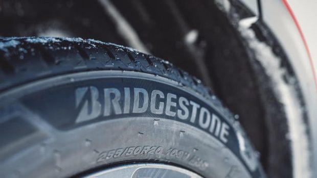 لاستیک میشلن در برابر بریجستون