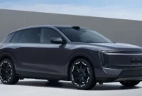 آئودی E7X؛ شاسی‌بلند برقی جدید و غول‌پیکر با ابعاد Q7 معرفی شد