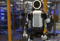 بوستون داینامیکس نسخه آماده تولید ربات اطلس را در CES 2026 معرفی کرد