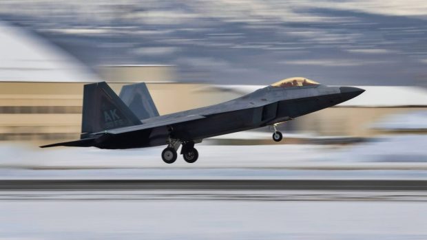 جنگنده F-22