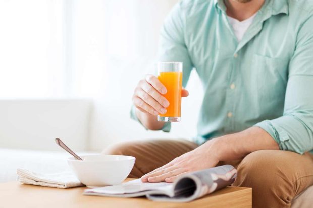 آب پرتقال بعد از مسواک زدن