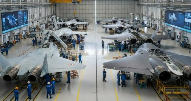 پیشنهاد بیسابقه روسیه به هند: اکوسیستم کامل جنگ هوایی آینده با جنگنده Su-57 و پهپاد S-70 پیشنهاد بیسابقه روسیه به هند: اکوسیستم کامل جنگ هوایی آینده با جنگنده Su-57 و پهپاد S-70