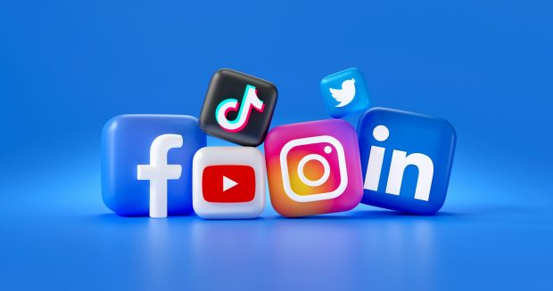 ممنوعیت شبکه&zwnj;های اجتماعی در امارات